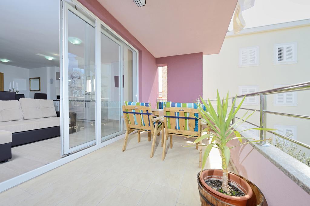 Apartments Karla Bibinje Zimmer foto